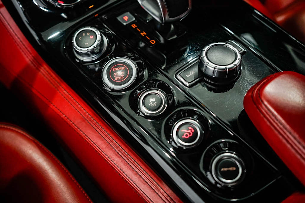 Thumbnail: 2012 Mercedes-Benz SL-Class - 28