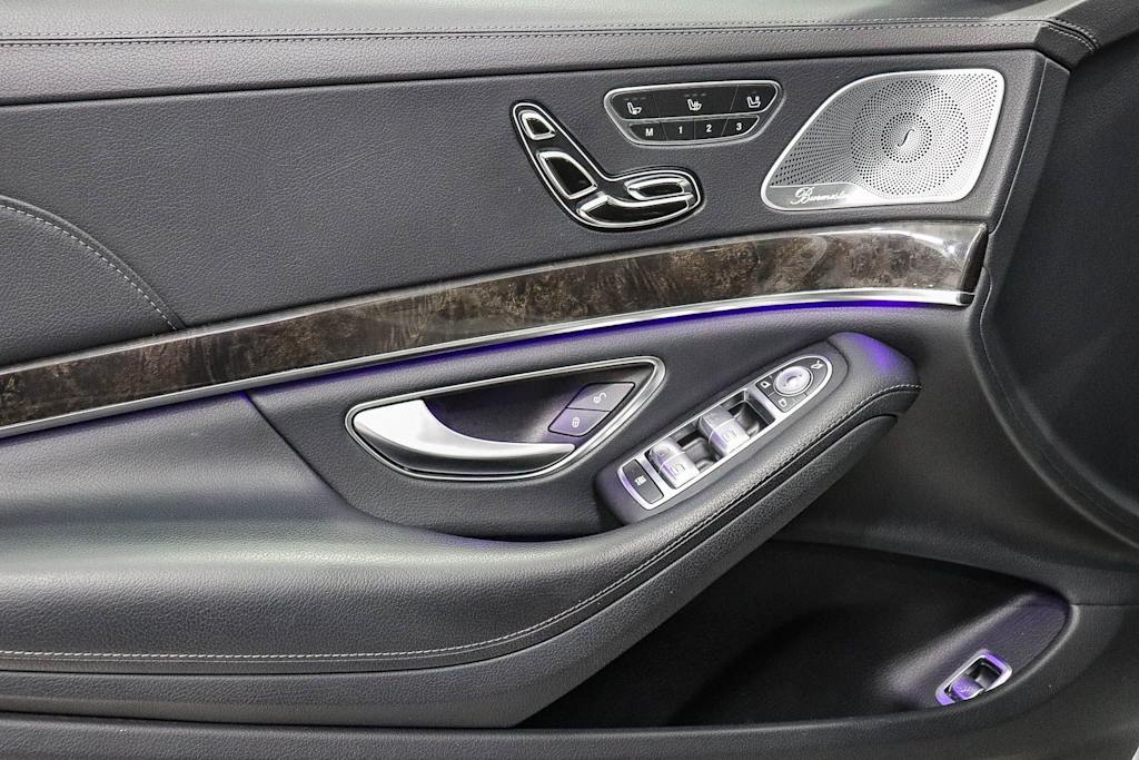 Thumbnail: 2017 Mercedes-Benz S-Class - 26