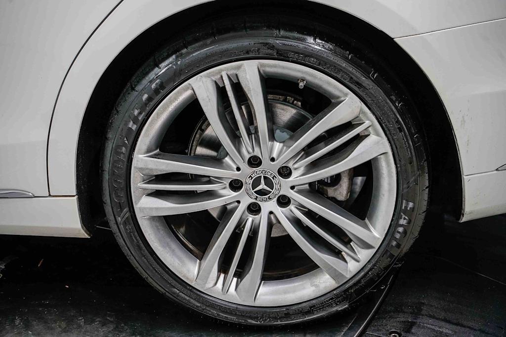 Thumbnail: 2019 Mercedes-Benz S-Class - 6