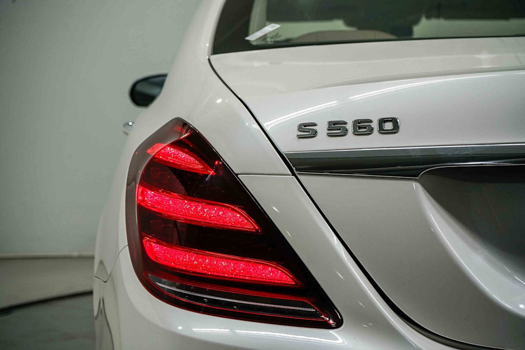 Thumbnail: 2019 Mercedes-Benz S-Class - 21