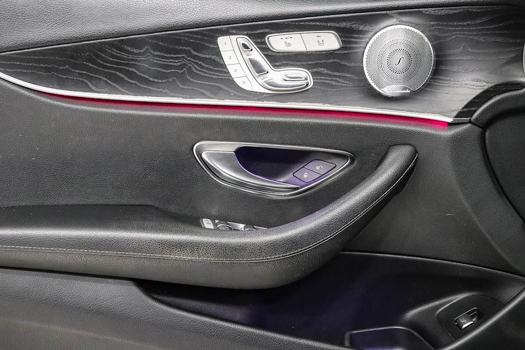 Thumbnail: 2019 Mercedes-Benz E-Class - 27