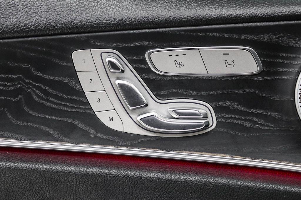 Thumbnail: 2019 Mercedes-Benz E-Class - 26