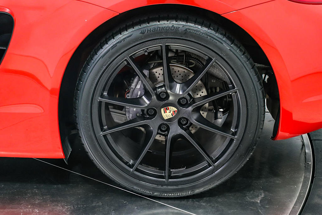 Thumbnail: 2016 Porsche Cayman - 18