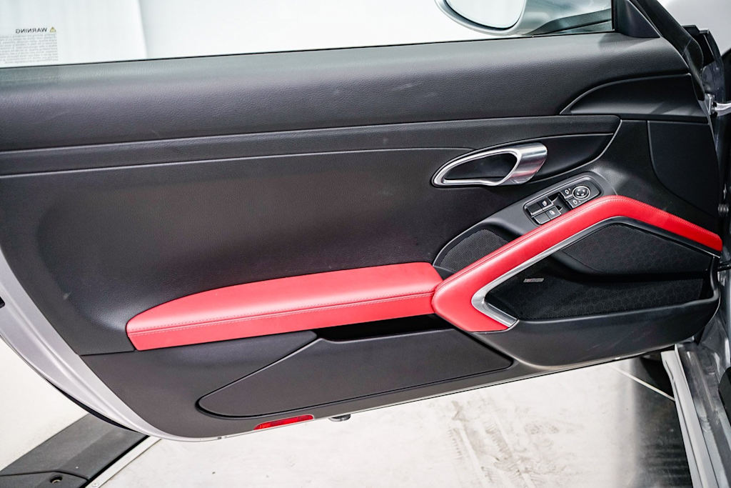 Thumbnail: 2022 Porsche 718 Cayman - 22