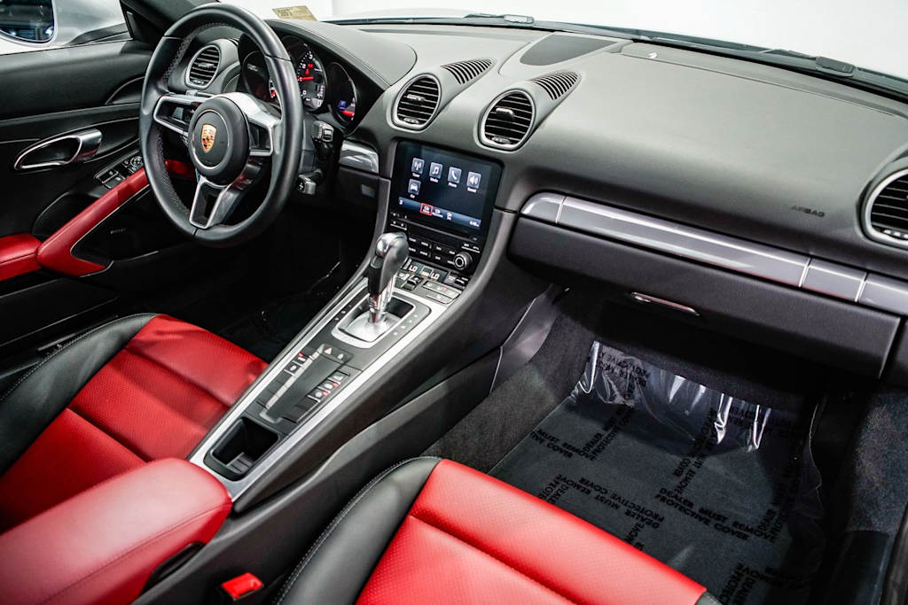 Thumbnail: 2022 Porsche 718 Cayman - 6