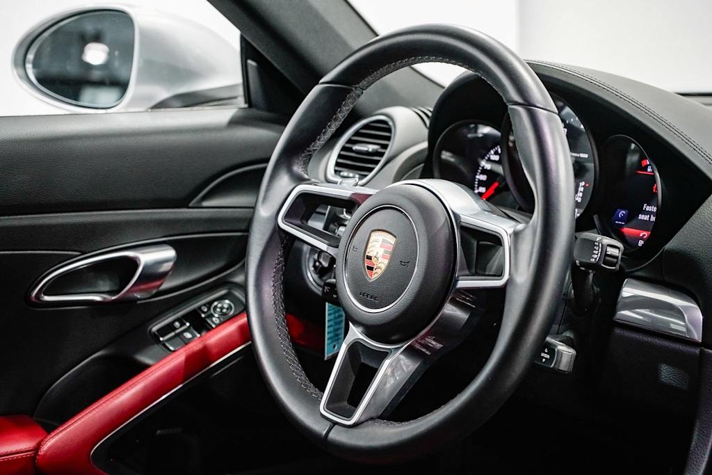 Thumbnail: 2022 Porsche 718 Cayman - 10