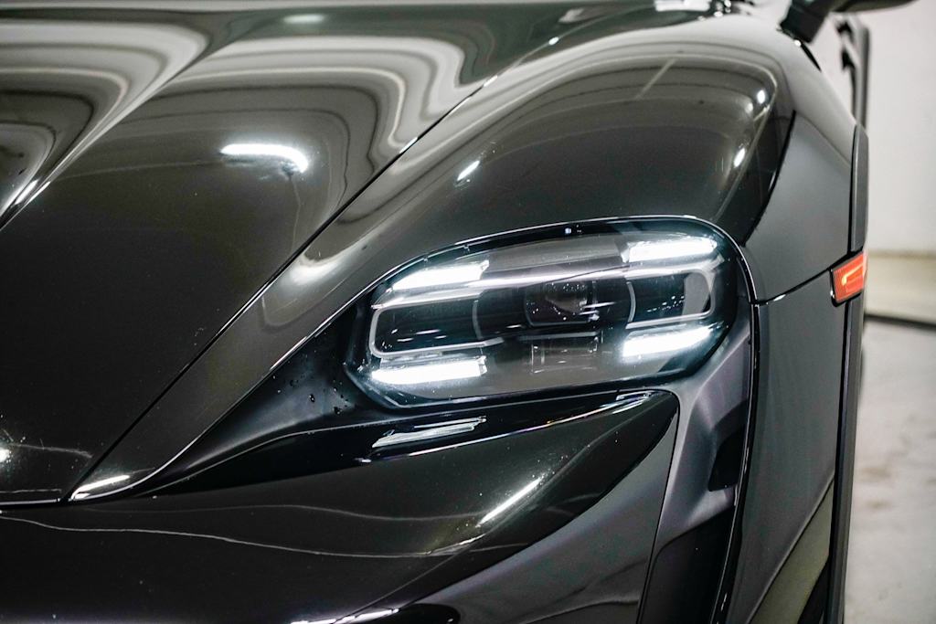 Thumbnail: 2023 Porsche Taycan - 20