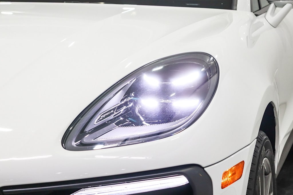 Thumbnail: 2024 Porsche Macan - 19