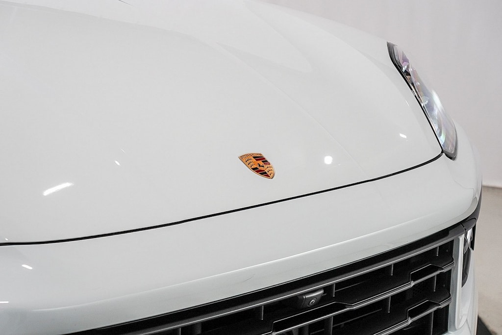 Thumbnail: 2024 Porsche Cayenne - 6