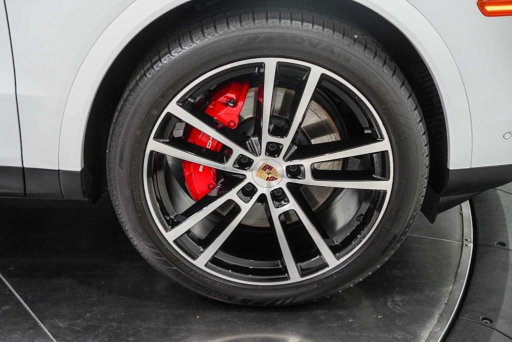 Thumbnail: 2024 Porsche Cayenne - 7