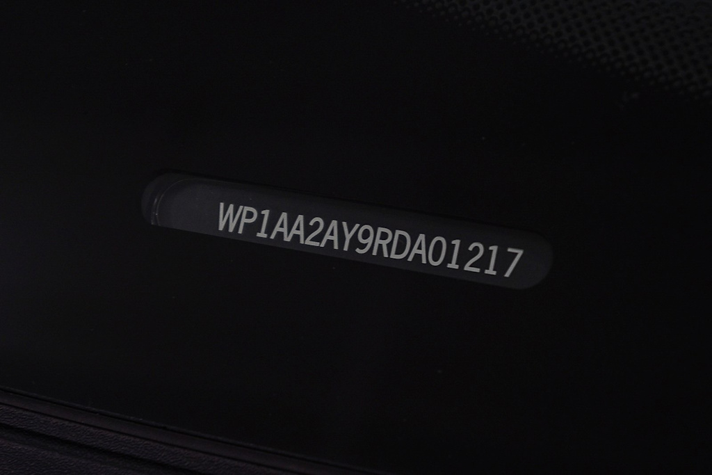 Thumbnail: 2024 Porsche Cayenne - 32