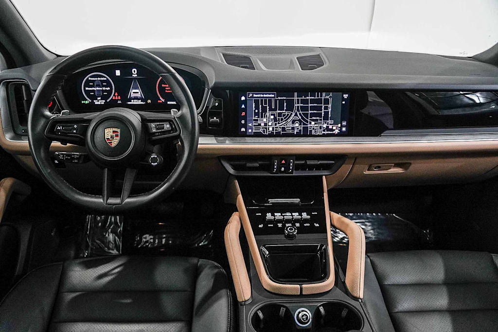 Thumbnail: 2024 Porsche Cayenne - 2