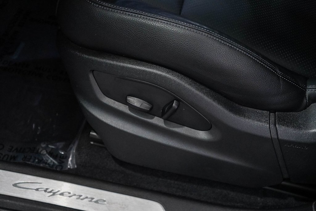 Thumbnail: 2024 Porsche Cayenne - 27