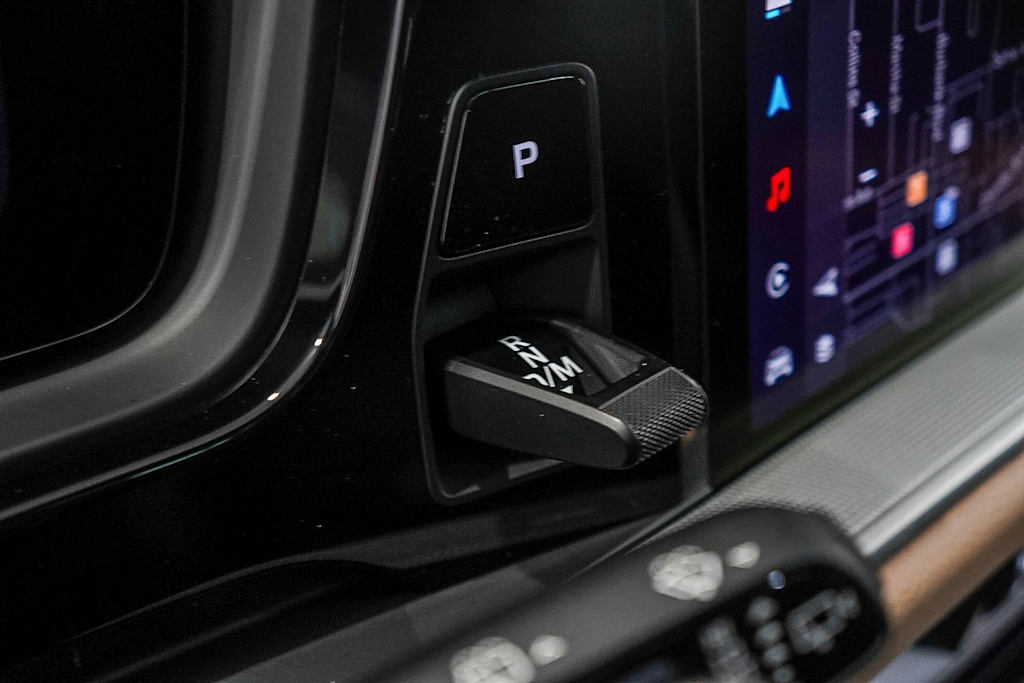 Thumbnail: 2024 Porsche Cayenne - 25