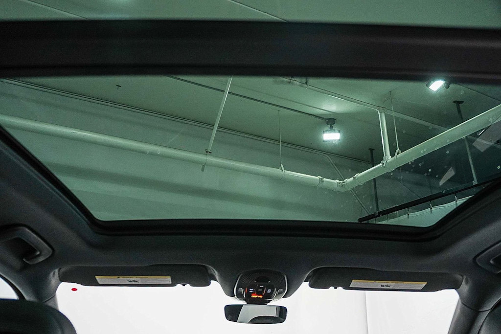 Thumbnail: 2024 Porsche Cayenne - 24