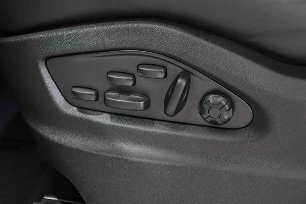 Thumbnail: 2025 Porsche Cayenne - 24