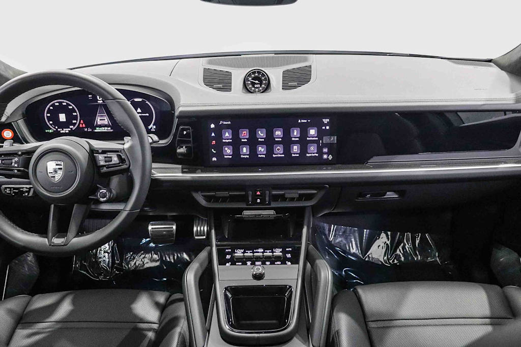Thumbnail: 2025 Porsche Cayenne - 2