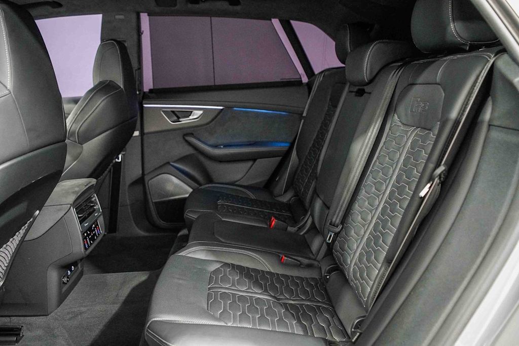 Thumbnail: 2024 Audi RS Q8 - 12