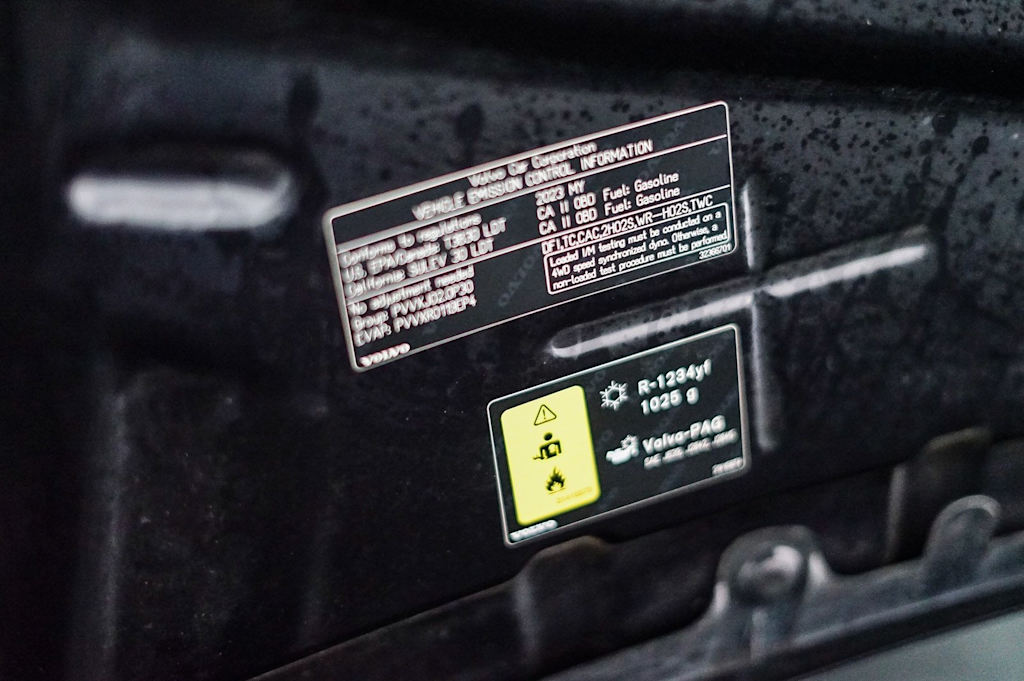 Thumbnail: 2023 Volvo XC90 - 34