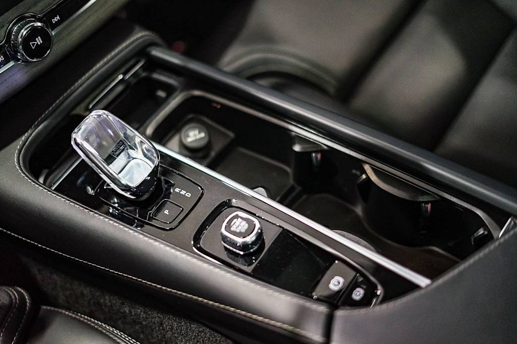 Thumbnail: 2023 Volvo XC90 - 31