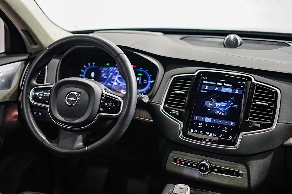 Thumbnail: 2023 Volvo XC90 - 2