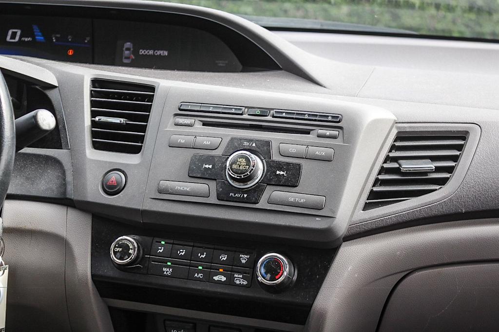 Thumbnail: 2012 Honda Civic - 18