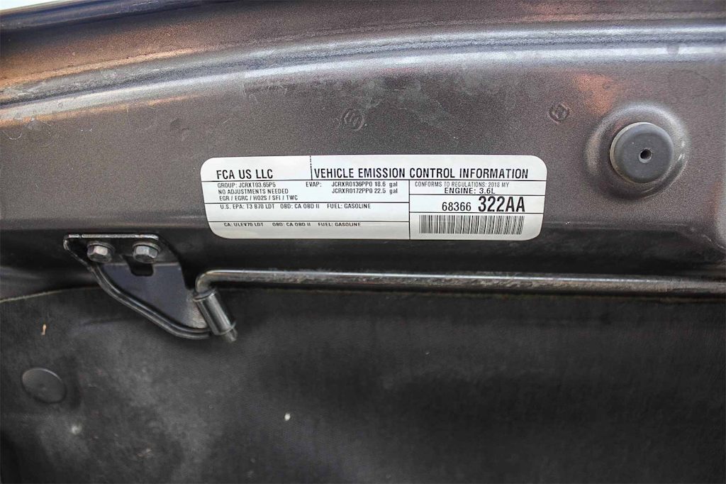 Thumbnail: 2018 Jeep Wrangler - 32