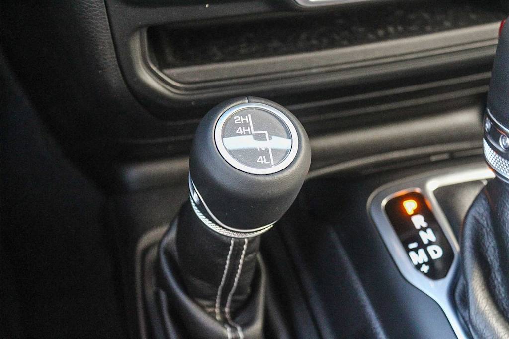 Thumbnail: 2018 Jeep Wrangler - 30