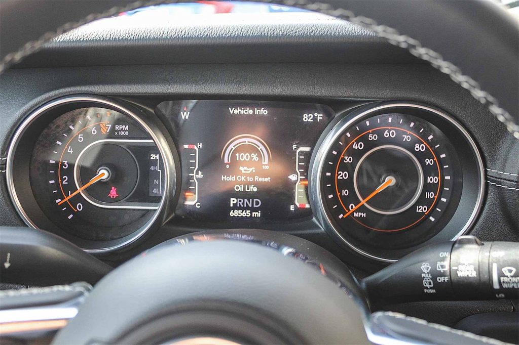 Thumbnail: 2018 Jeep Wrangler - 15