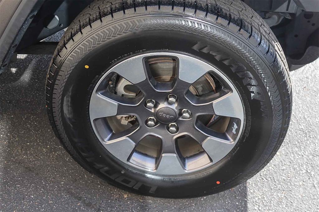 Thumbnail: 2018 Jeep Wrangler - 21