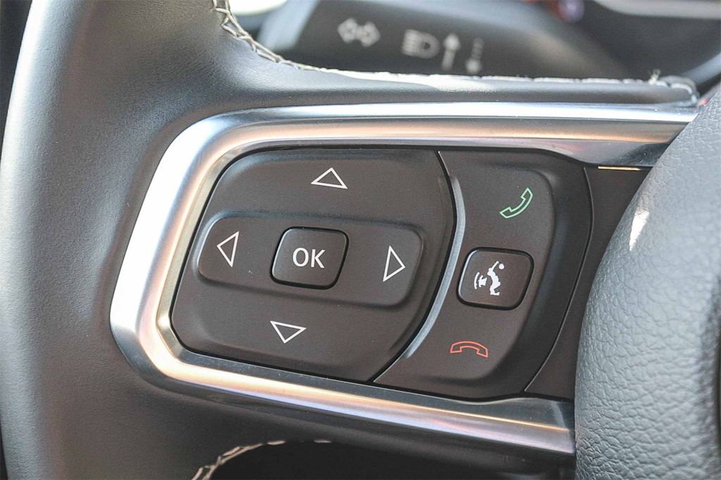 Thumbnail: 2018 Jeep Wrangler - 27