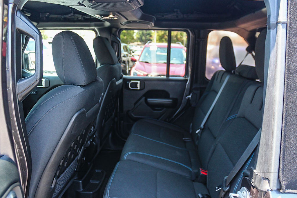 Thumbnail: 2021 Jeep Wrangler - 11