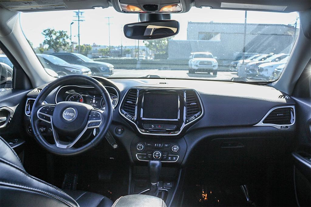 Thumbnail: 2019 Jeep Cherokee - 2