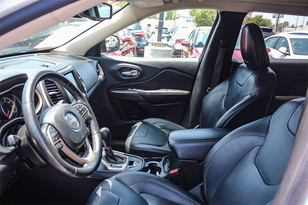 Thumbnail: 2015 Jeep Cherokee - 10