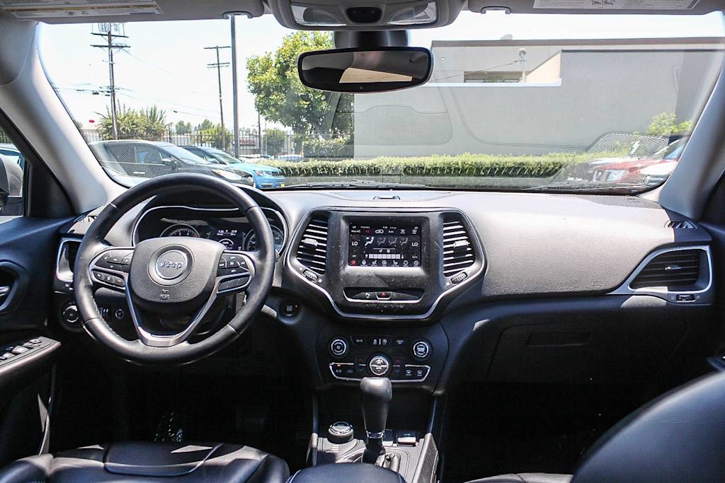 Thumbnail: 2020 Jeep Cherokee - 2