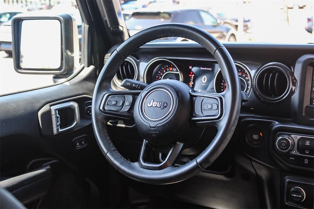 Thumbnail: 2022 Jeep Gladiator - 9