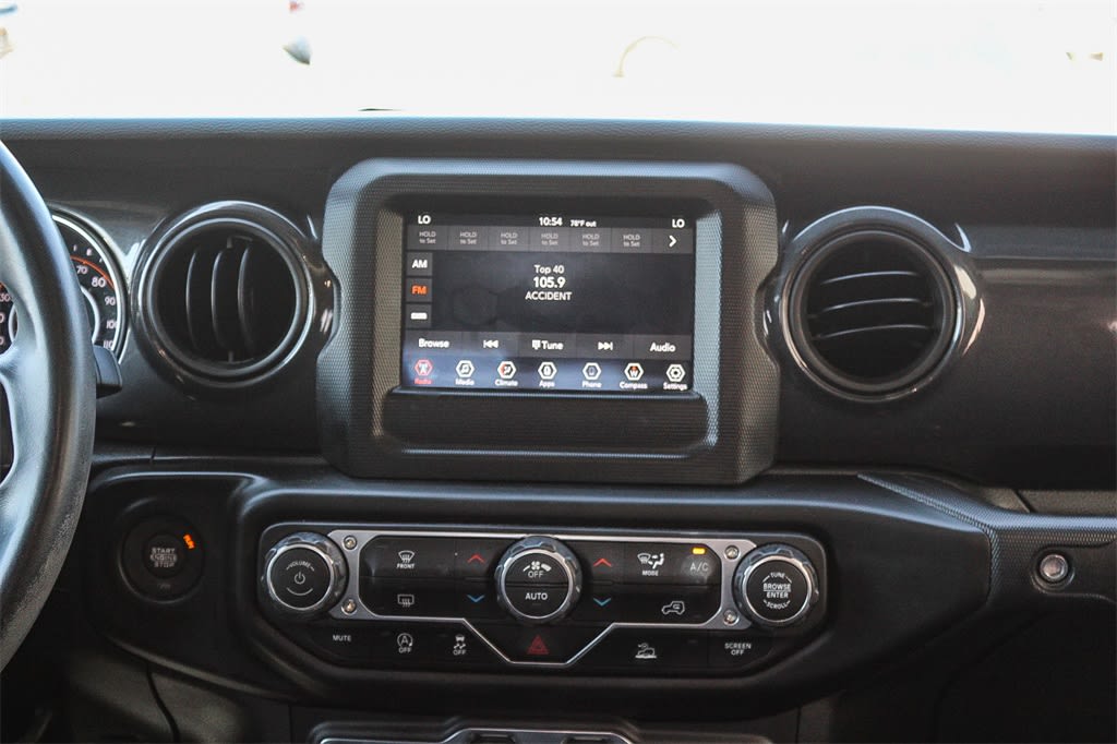 Thumbnail: 2022 Jeep Gladiator - 22