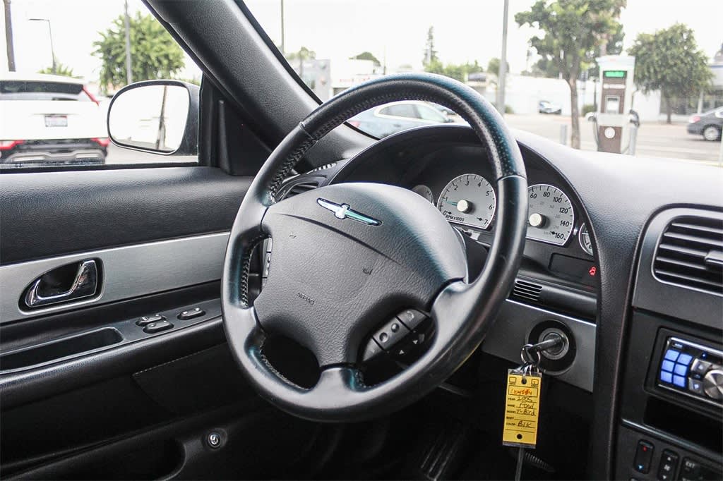 Thumbnail: 2005 Ford Thunderbird - 2