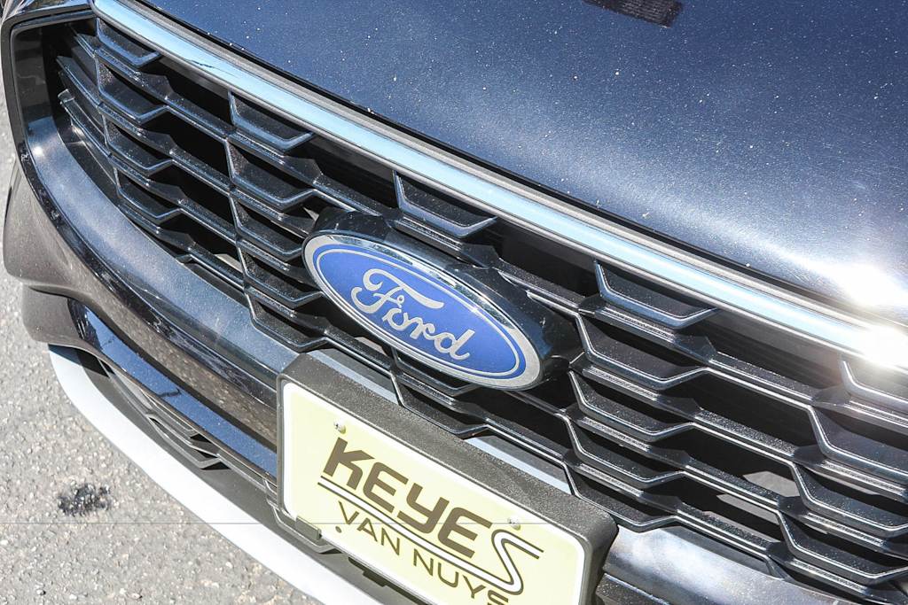 Thumbnail: 2024 Ford Escape - 23