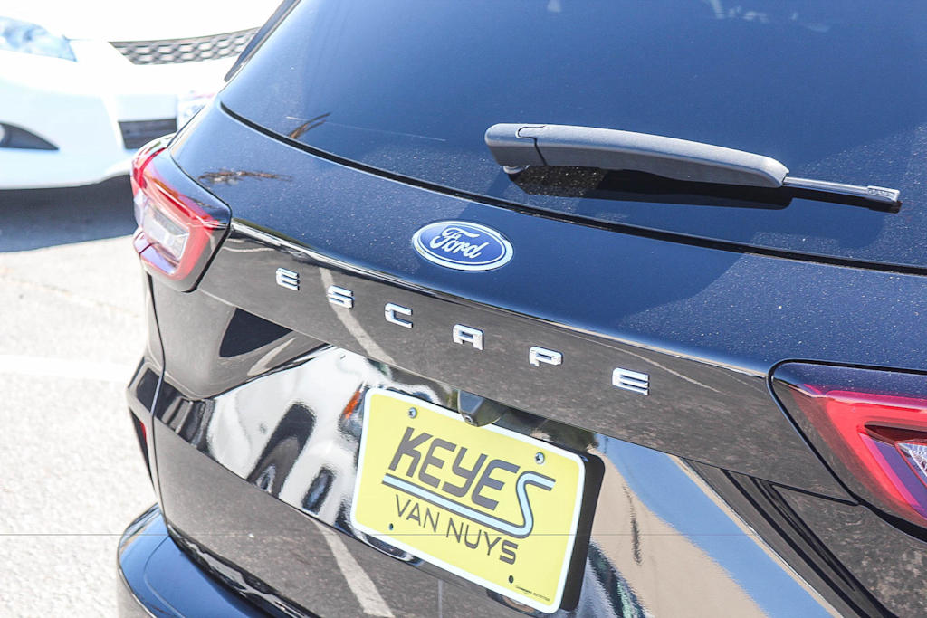Thumbnail: 2024 Ford Escape - 18