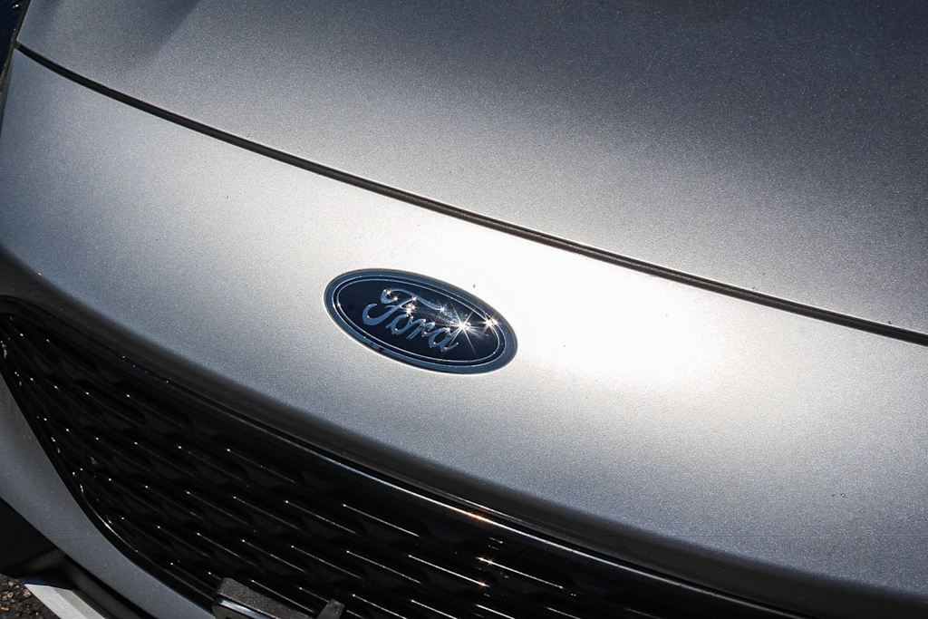 Thumbnail: 2020 Ford Escape - 24