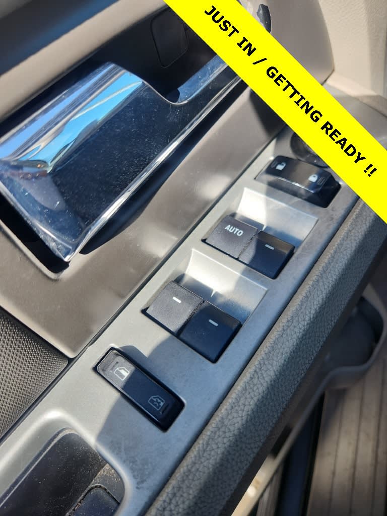 Thumbnail: 2012 Ford Expedition - 22