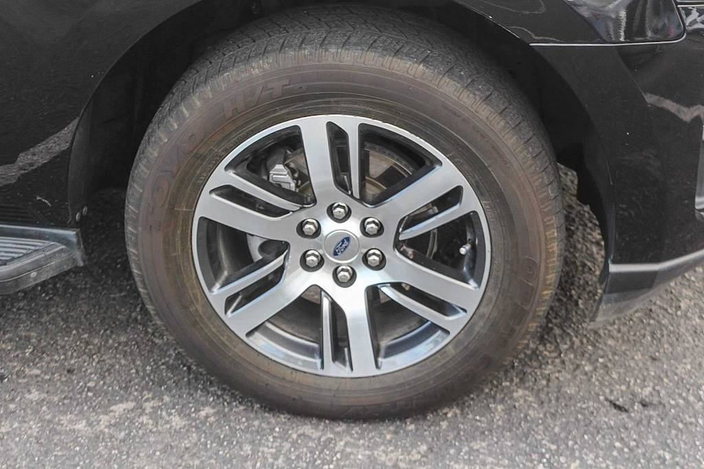 Thumbnail: 2024 Ford Expedition - 15