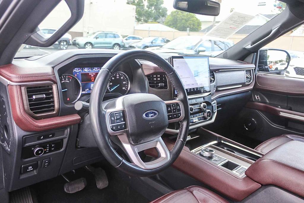 Thumbnail: 2024 Ford Expedition - 9