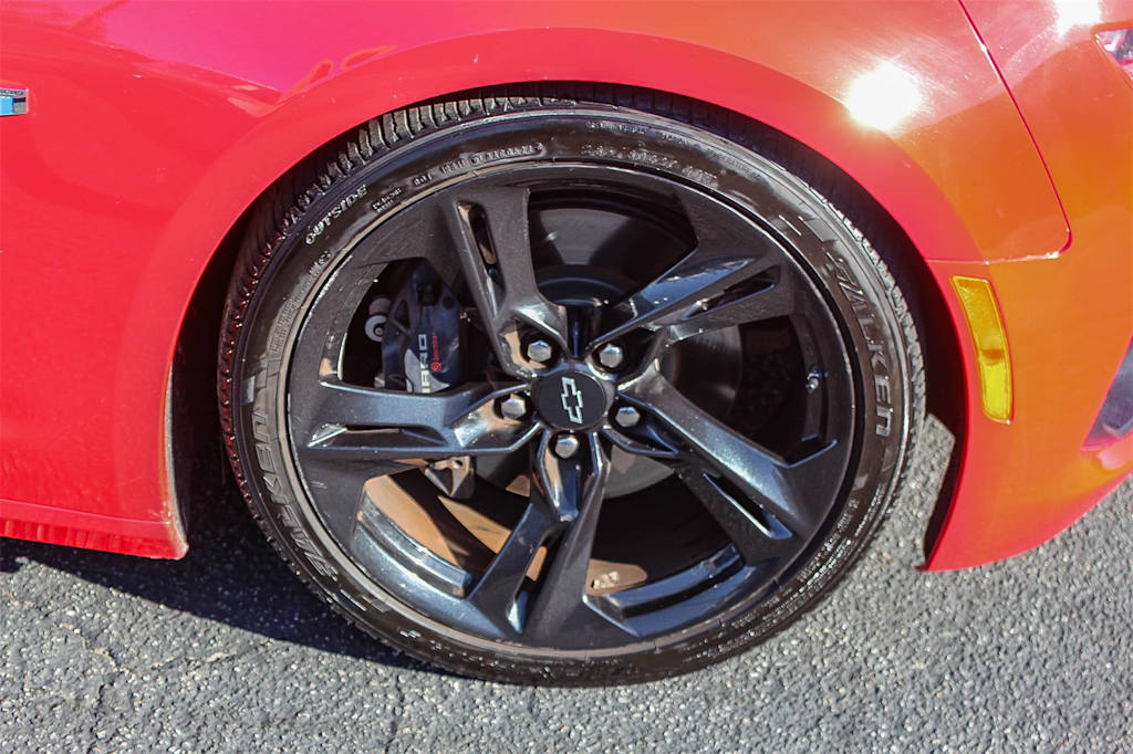 Thumbnail: 2020 Chevrolet Camaro - 21