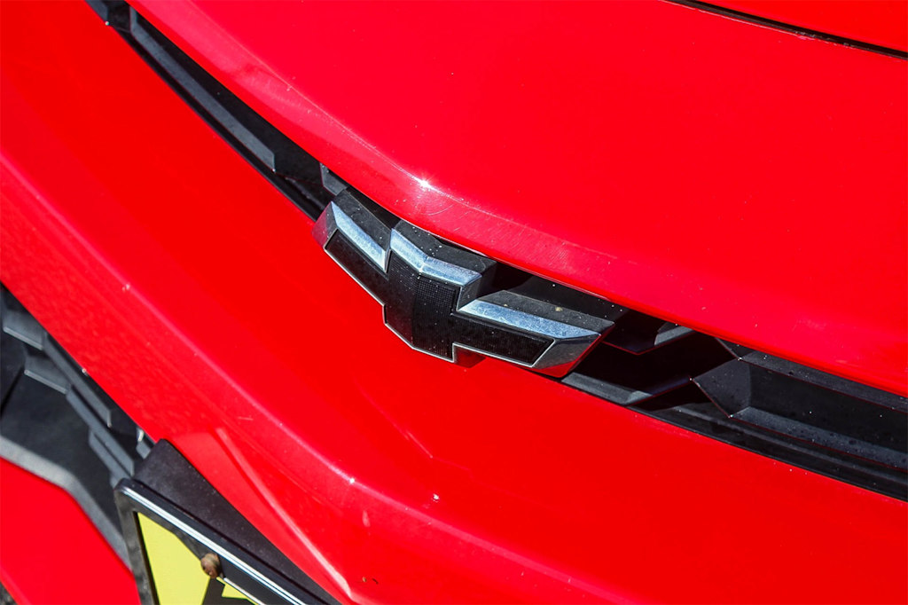 Thumbnail: 2020 Chevrolet Camaro - 24