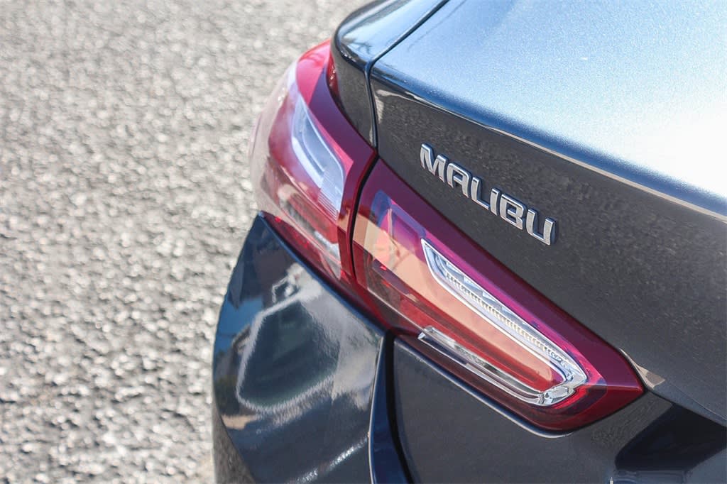 Thumbnail: 2020 Chevrolet Malibu - 21