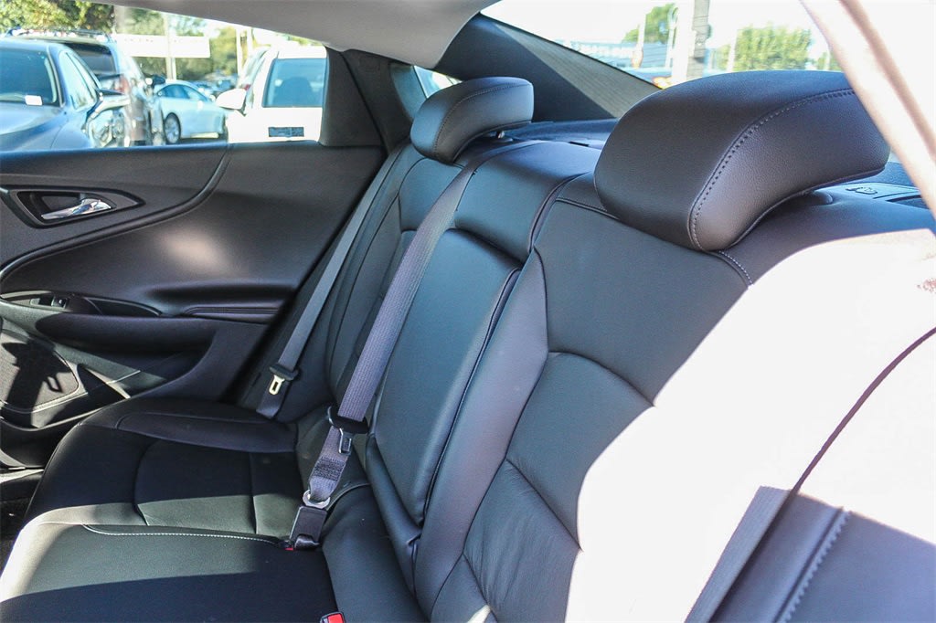 Thumbnail: 2020 Chevrolet Malibu - 11