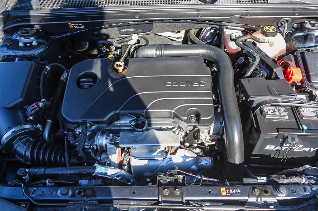 Thumbnail: 2020 Chevrolet Malibu - 8