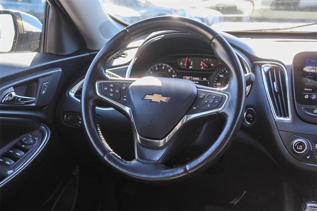 Thumbnail: 2020 Chevrolet Malibu - 9